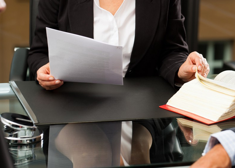 legal-banner